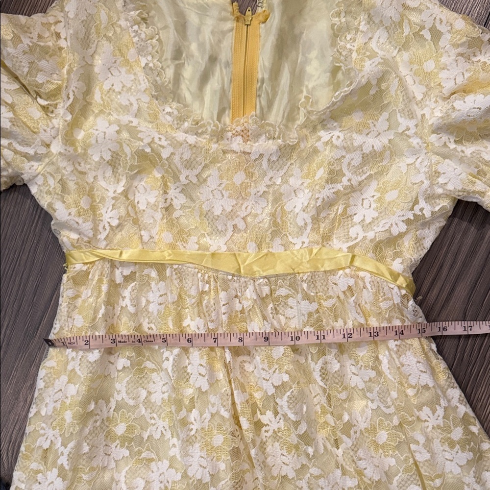 Vintage 1960s Yellow Taffeta Floral Overlay Prom Dress | Puffed Sleeves  Gown - Picture 11 of 16